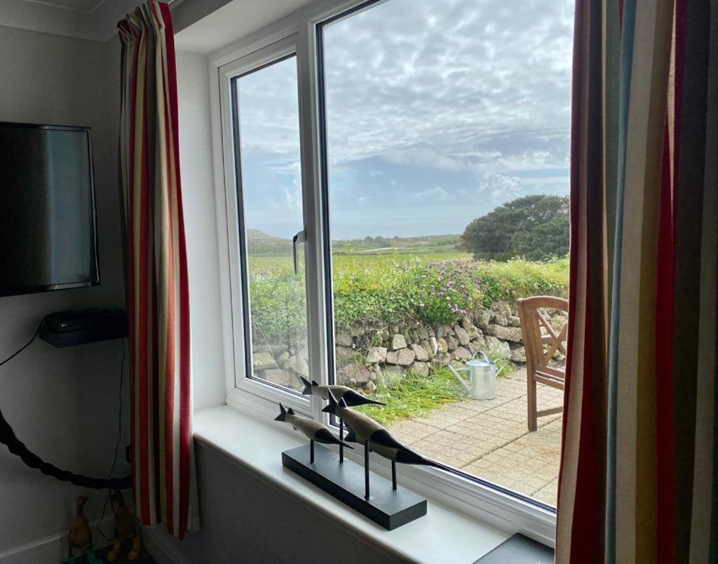 The Old Dairy, Land'S End, Sennen Apartment Bagian luar foto