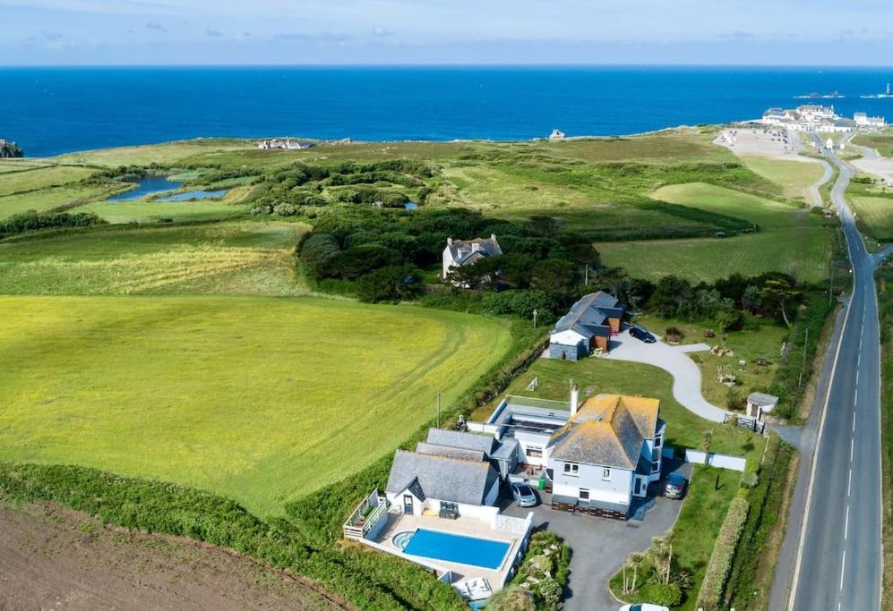 The Old Dairy, Land'S End, Sennen Apartment Bagian luar foto
