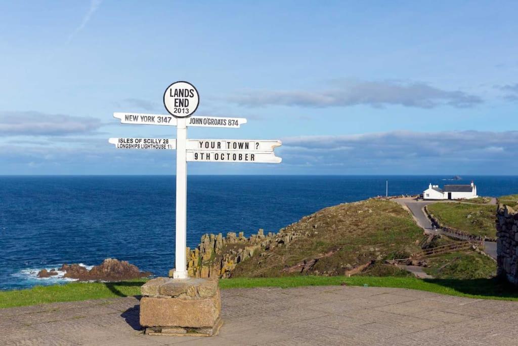 The Old Dairy, Land'S End, Sennen Apartment Bagian luar foto